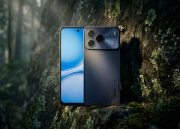 Proton Zen 6T Blue variant showcased against a mossy rock background in a forest setting.